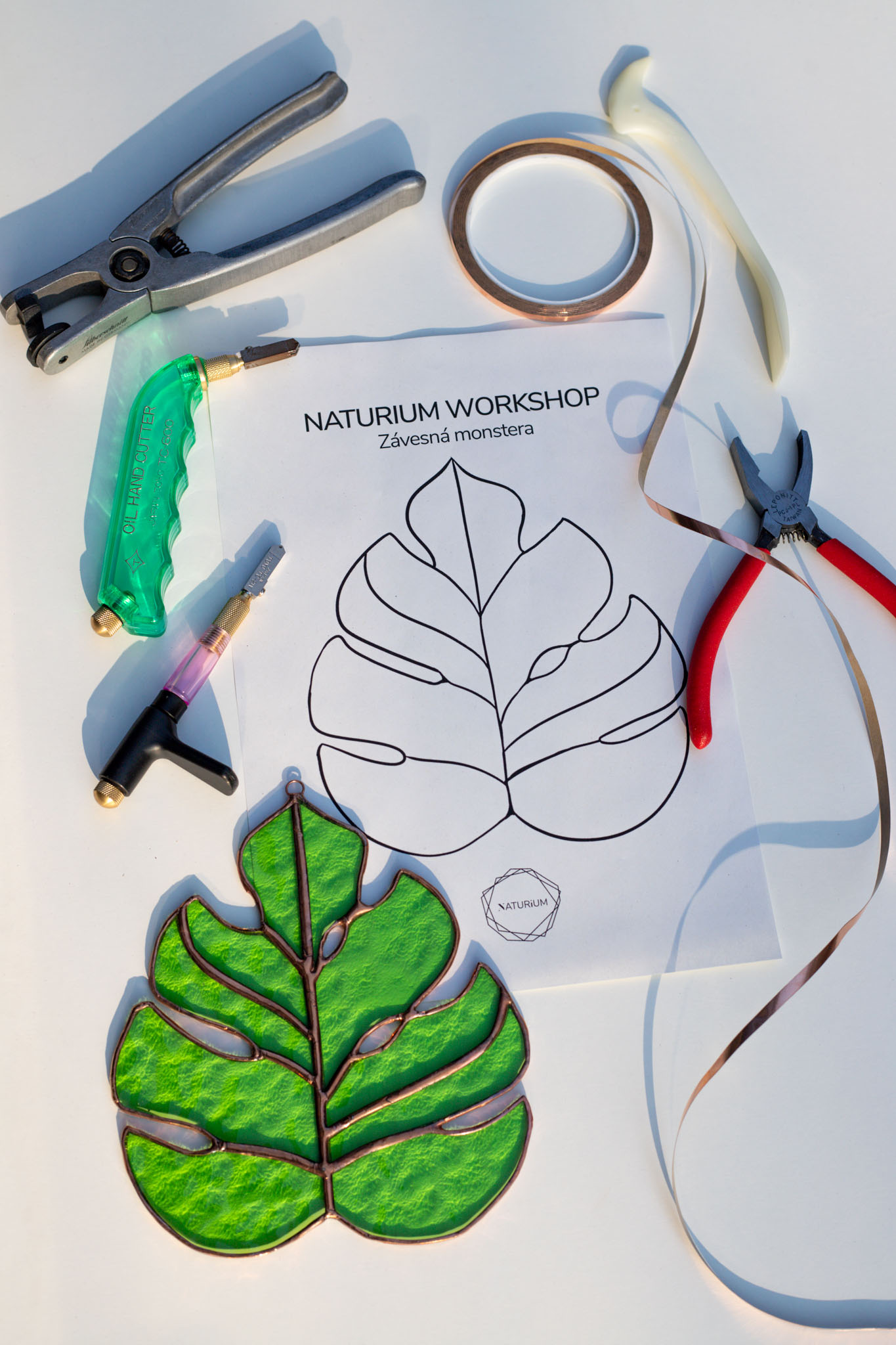 Kreatívny workshop Tiffany vitráže v Bratislave pre dospelých a firmy v Naturium